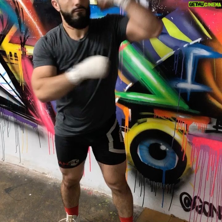 Charlie Decca Instagram - Nothing like boxing in the morning. • •🎥 @anthonyfilmss #boxing#addiction#got#to#love#it#money#killer#technique#style#combat#dancing#slip#duck#thuggedout#strikersonly#