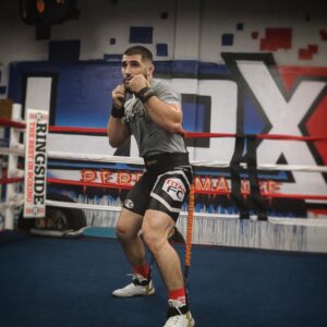 Charlie Decca Instagram - Nothing like boxing in the morning.
•
•🎥 @anthonyfilmss 
#boxing#addiction#got#to#love#it#money#killer#technique#style#combat#dancing#slip#duck#thuggedout#strikersonly#