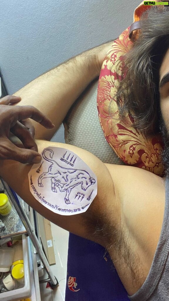 Charlie Decca Instagram - ”The BuLL” Sak Yant stick and poke for those who like pain i recommend it. • • • • • • • #sakyant#thai#style#tattoo#kru#krurose#muaythai#is#pain#stickandpoke#thebull#mma#phuket# @tigermuay Phuket