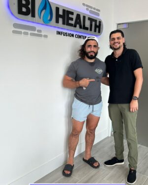 Charlie Decca Instagram - 🫵🏻Looking for sponsors to put on my fight shorts tune in, it's going to be very violent 🐂
🥊5 Round Title fight🥊
July 21st @titanfighting on @ufcfightpass 
Location: Gulfstream Park & casino
@gallimbostudios 
@chenteydrach 
@mikesinsight 
@epirealestategroup 
@treeofive 
@biohealthic 
@southern_built_performance 
•
•
•
•
•
#miami#fighting#mma#ufc#titlefight#5rounds#violence#excited#to#kill#blood#professional#athlete#boxing#streetfighter#thebull#titanfc#gulfstreampark#fight#july#america#pfl#bloodsport#muaythai#wrestling#grappling