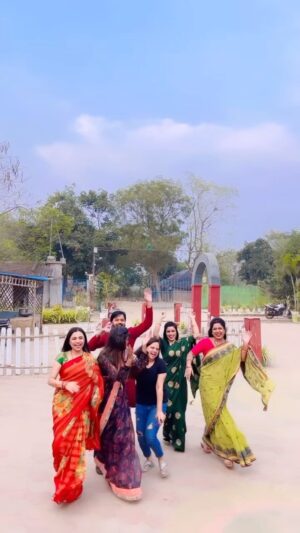 Chhandita Padhi Instagram - ମୋର ମନ ଉଡି ଯାଏ ରେ 😍🪽 @antaraofficial ❤️
•
•
•
• #explorepage #odiasong #odiareels #foryoupage #trendingreels #trend #new #newsong