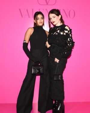Chiara Aurelia Instagram - last night for #valentinopinkppcollection @maisonvalentino !! 💖💄💘 thank you so much for having me, the collection is beautiful.. 😍