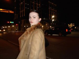 Chiara Aurelia Instagram - city girl 🌃🍒
