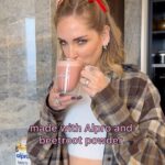 Chiara Ferragni Instagram - This pink alproccino is my new go to hot drink for these cold days ❄️ Check @alpro’s instagram profile for the detailed recipe and enjoy your new pink drink 💗 #adv #Alpro #PinkAlproccino