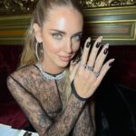 Chiara Ferragni Instagram - Oggi @ChiaraFerragniBrand compie 10 anni, ecco alcuni dei momenti più iconici di questi anni passati insieme!❤️ Per festeggiare questo momento, per 48 ore, potrai usufruire del free shipping sul nostro sito e del 10% di sconto nel nostro store di Roma, via del Babuino 152. Non perdere questa occasione, è tempo di festeggiare!✨ 🇬🇧 Today @ChiaraFerragniBrand turns 10, here are some of the most iconic moments of these years spent together!❤️ To celebrate this moment you can enjoy free shipping on our website and 10% discount in our store in Rome, via del Babuino 152. Don't miss this chance, it's time to celebrate!✨ #ChiaraFerragni