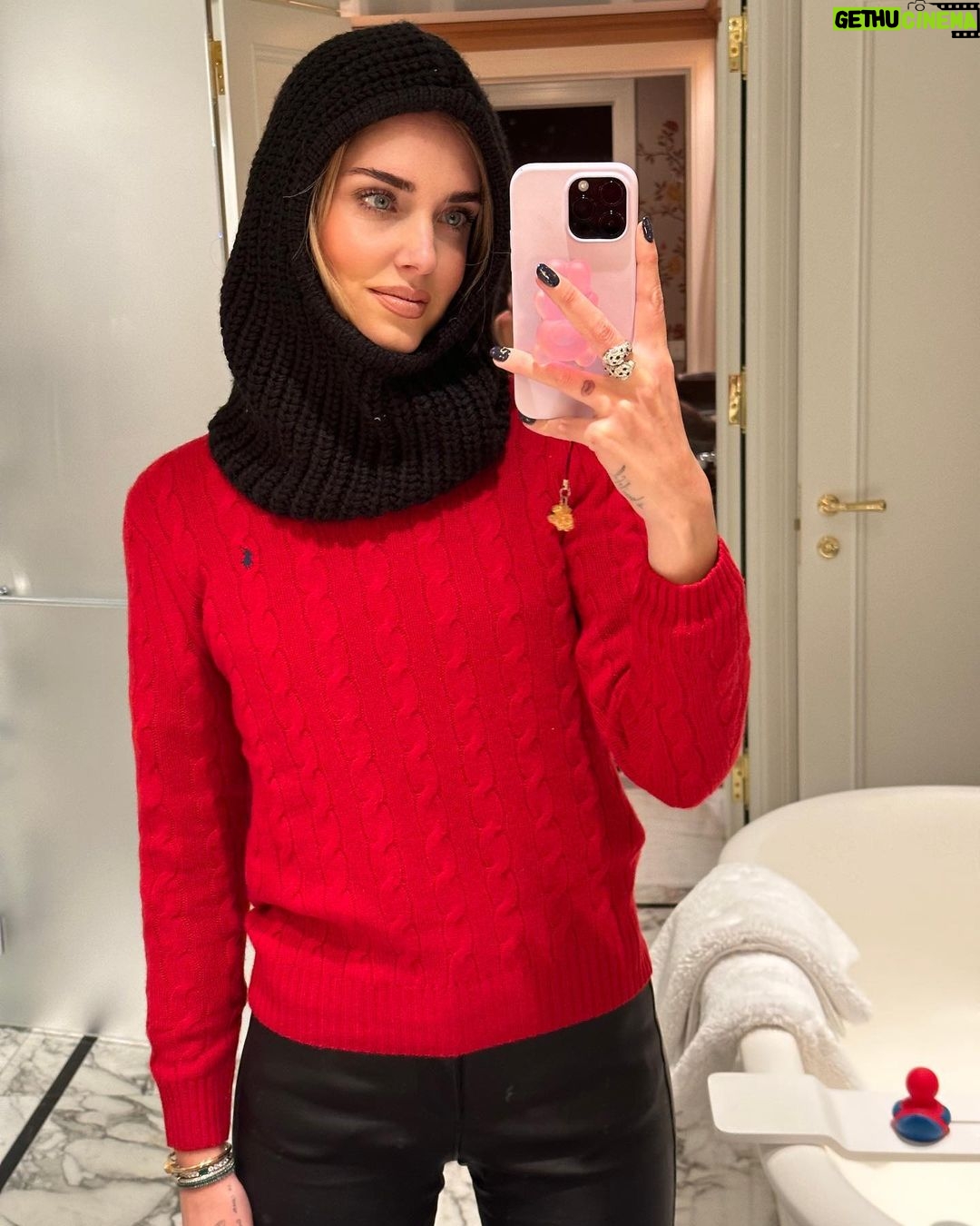 Chiara Ferragni Instagram - A beautiful Saturday night 🥹 Sankt Moritz