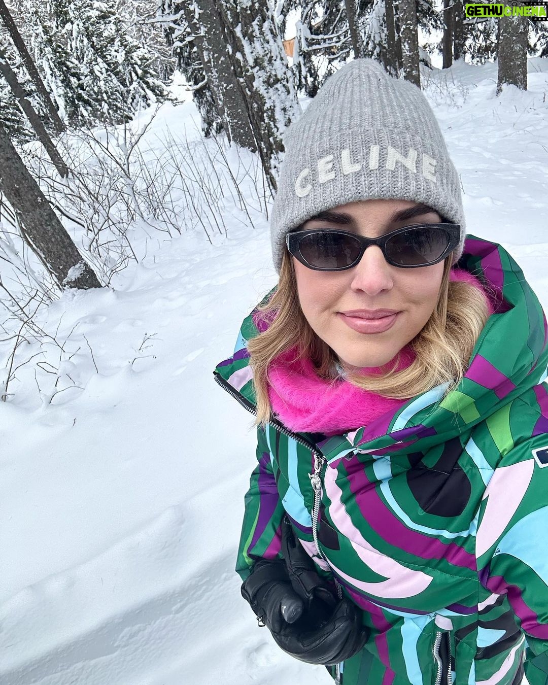 Chiara Ferragni Instagram - Saturday in St.Moritz 🥹 Sankt Moritz