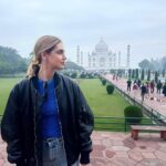 Chiara Ferragni Instagram - India day 8: Taj Mahal and Agra to end this beautiful indian trip 🥹 Taj Mahal, Agra, India