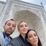 Chiara Ferragni Instagram - India day 8: Taj Mahal and Agra to end this beautiful indian trip 🥹 Taj Mahal, Agra, India