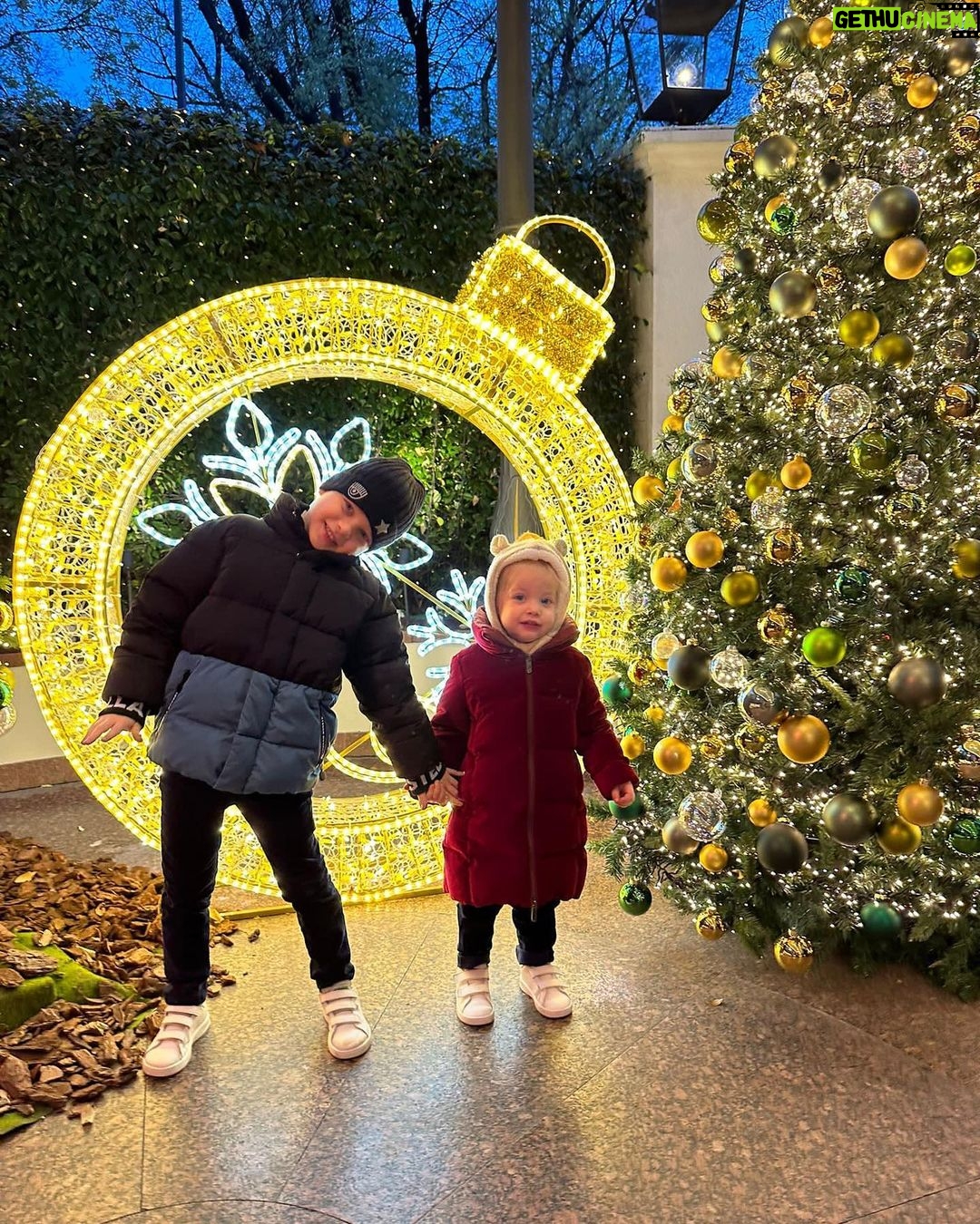 Chiara Ferragni Instagram - My babies this week 🥹 Milan, Italy