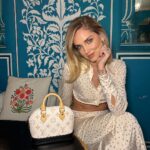 Chiara Ferragni Instagram - Tonight in Jaipur 🇮🇳 Look is @chiaraferragnibrand and bag is supplied by #LouisVuitton Bar Palladio Jaipur