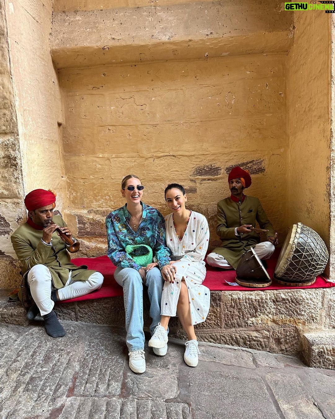 Chiara Ferragni Instagram - India day 4: second and last day visiting Jodhpur 🥹 Jodhpur City, Rajasthan, India