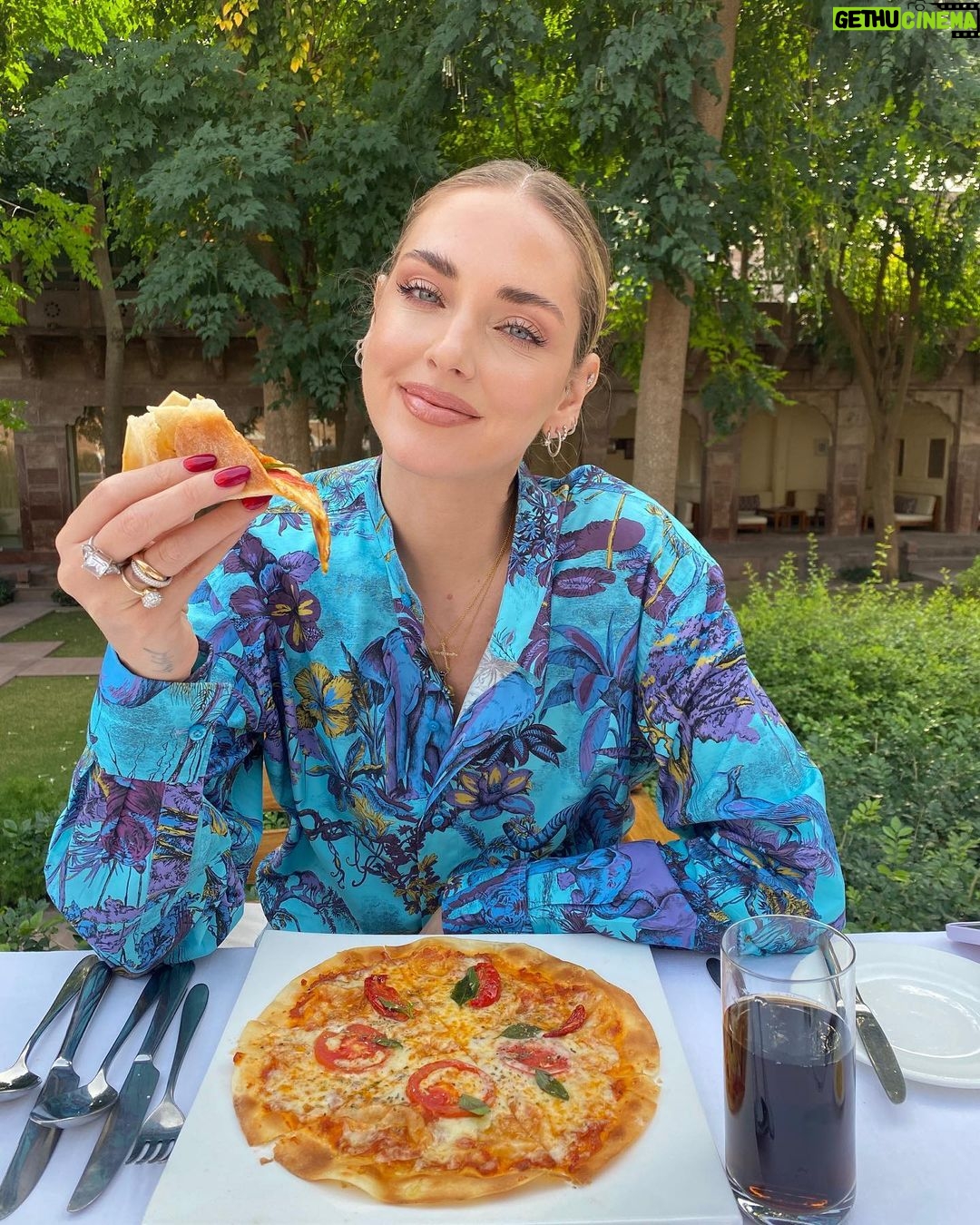 Chiara Ferragni Instagram - India day 4: second and last day visiting Jodhpur 🥹 Jodhpur City, Rajasthan, India