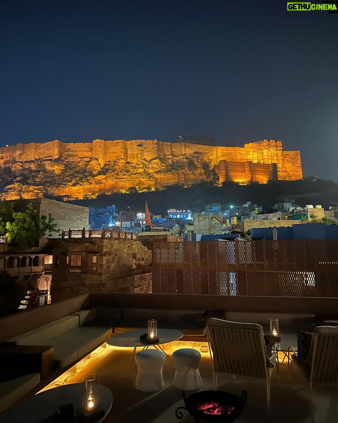 Chiara Ferragni Instagram - Tonight in Jodhpur 🇮🇳 Jodhpur City, Rajasthan, India