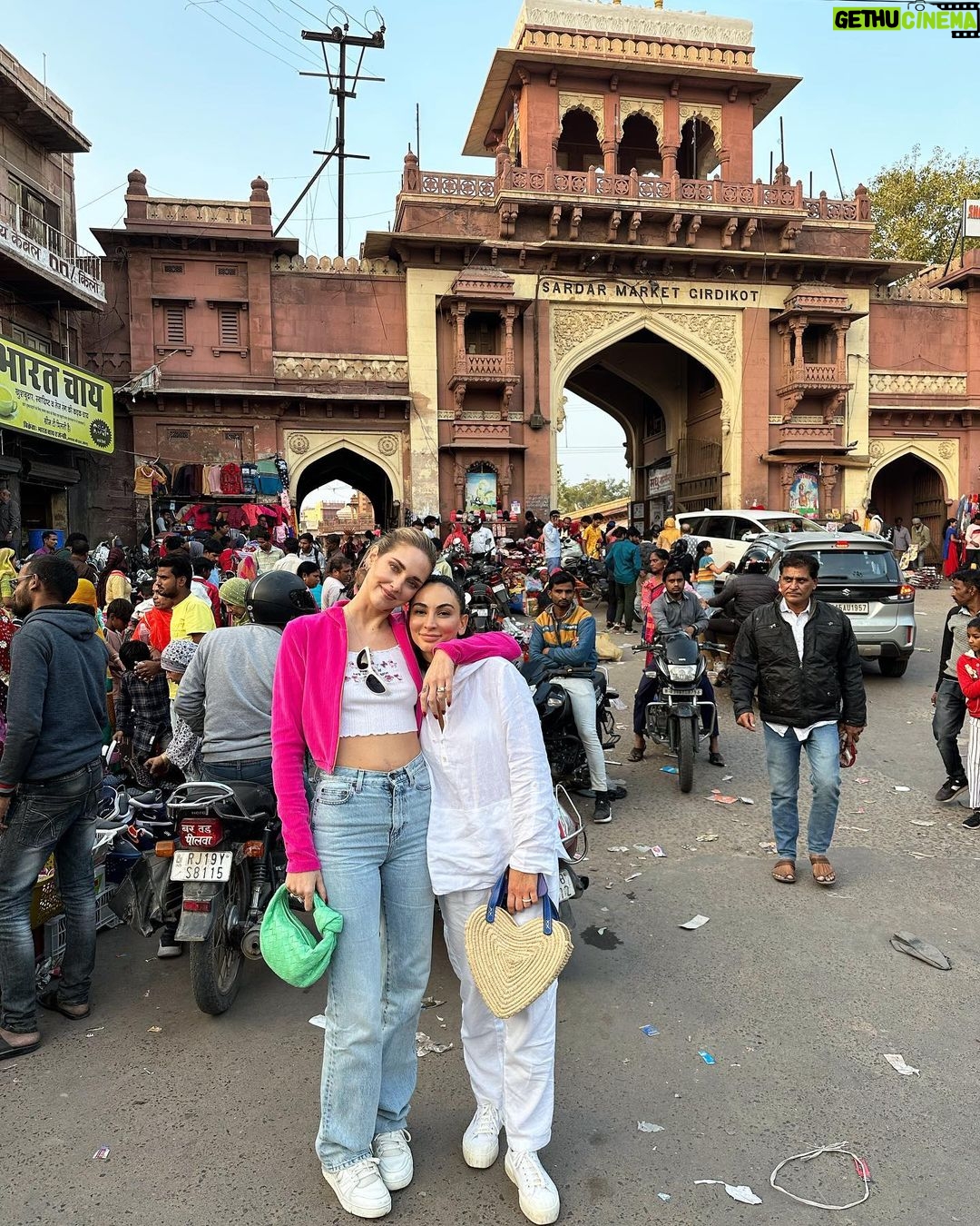 Chiara Ferragni Instagram - India day 3: Jodhpur 💕 Jodhpur City, Rajasthan, India
