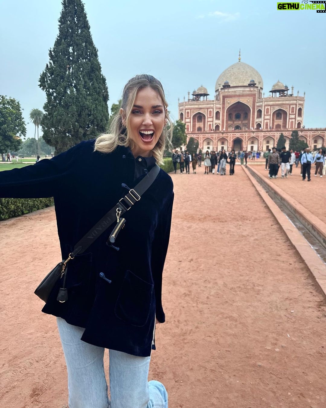 Chiara Ferragni Instagram - India day 2: last day in Delhi 🇮🇳 Delhi, India