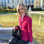 Chiara Ferragni Instagram - This @dior look feels so timeless ❤️This classic black #LadyDior goes perfectly with the Dior Bar Jacket 🥰 #adv #dior Milan, Italy