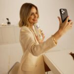 Chiara Ferragni Instagram – Some backstage pics from my set with @capellipantene 💛 Here I was with Jeni Thomas, Pantene’s Principal Scientist, who explained to me how to protect my hair bonds with their new Nutri Plex formula ✨ Check out the full video on their profile #adv #pantene