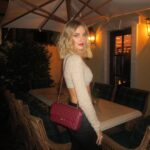 Chiara Ferragni Instagram – A burgundy monday night đ Milan, Italy