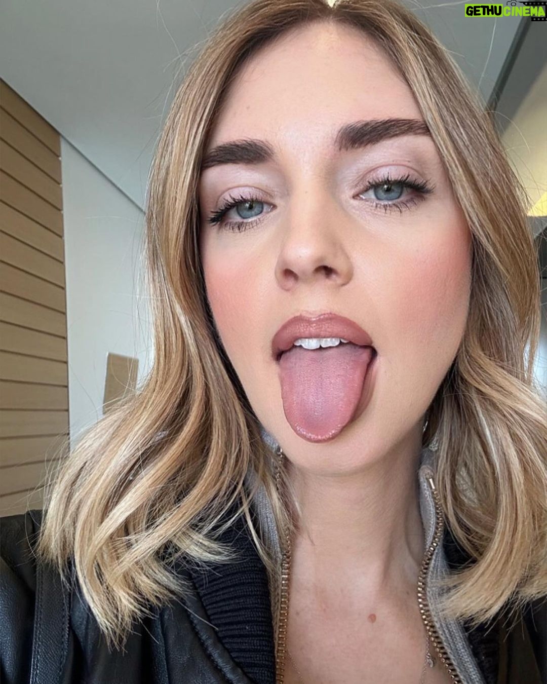 Chiara Ferragni Instagram - Last sunday in the old house 🥹 Milan, Italy