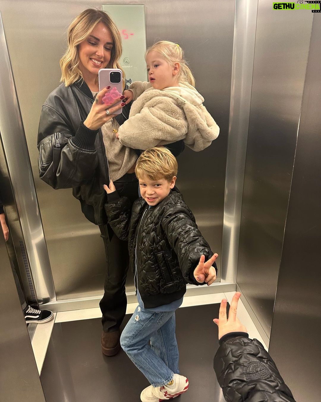 Chiara Ferragni Instagram - Happy moments ☺️ Milan, Italy