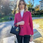 Chiara Ferragni Instagram - This @dior look feels so timeless ❤️This classic black #LadyDior goes perfectly with the Dior Bar Jacket 🥰 #adv #dior Milan, Italy
