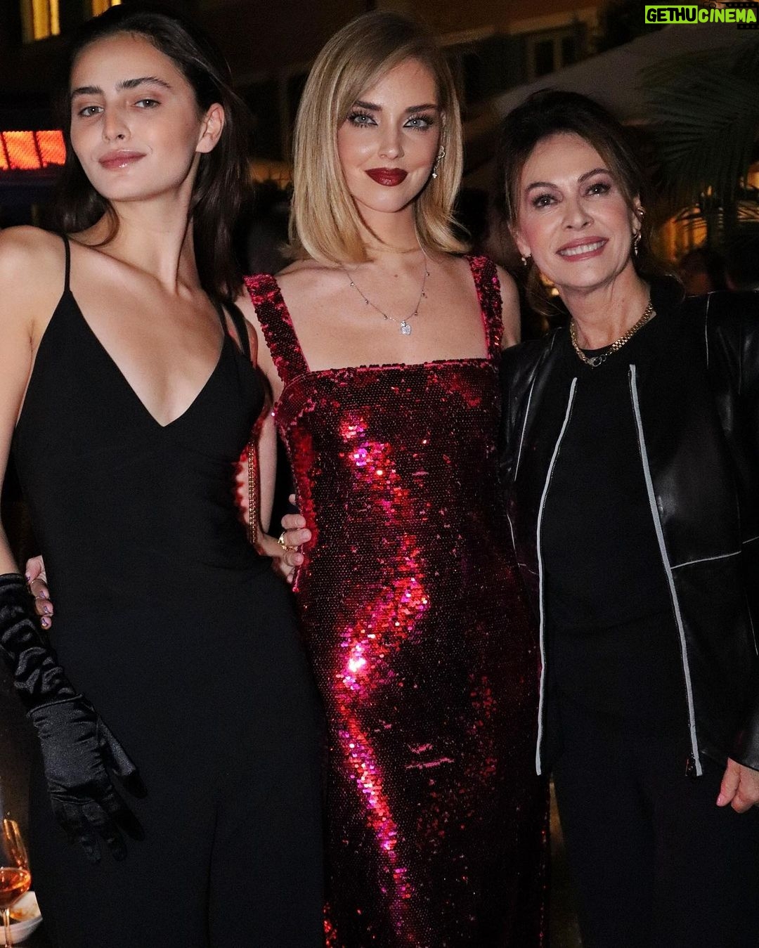 Chiara Ferragni Instagram - A beautiful night celebrating @chiaraferragnibrand's new store opening in Rome ✨ Thanks everyone for joining us 🙏🏻 Hotel de Russie, a Rocco Forte Hotel