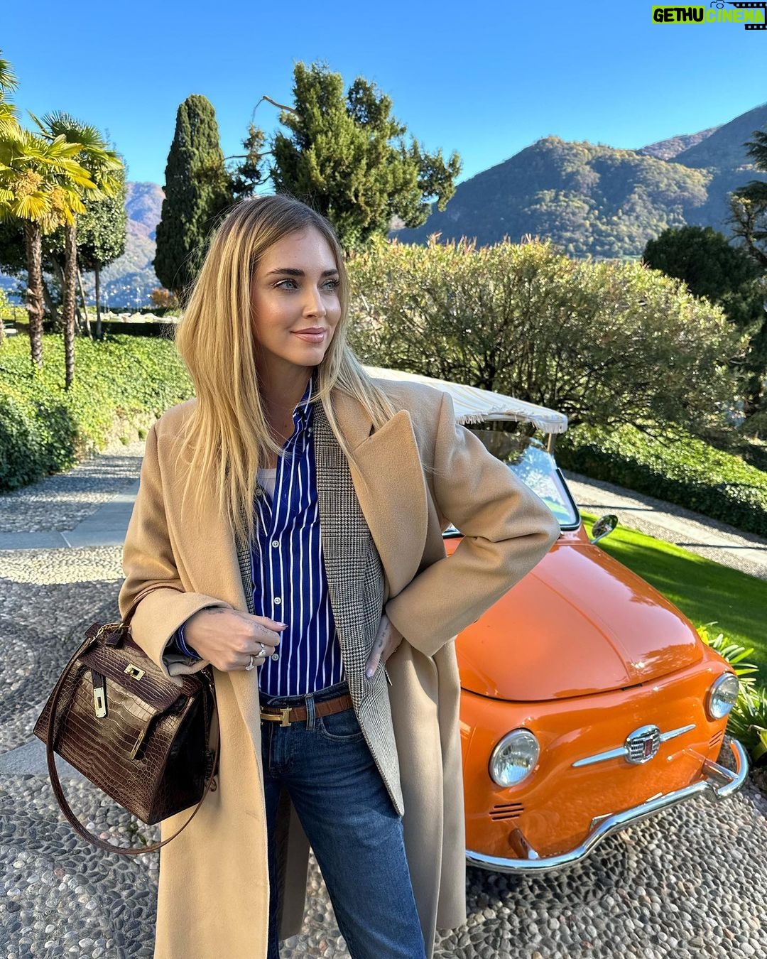 Chiara Ferragni Instagram - Cozy season has started 🥹 Some of my favorite looks of the past season ❄️