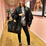 Chiara Ferragni Instagram - Cozy season has started 🥹 Some of my favorite looks of the past season ❄️