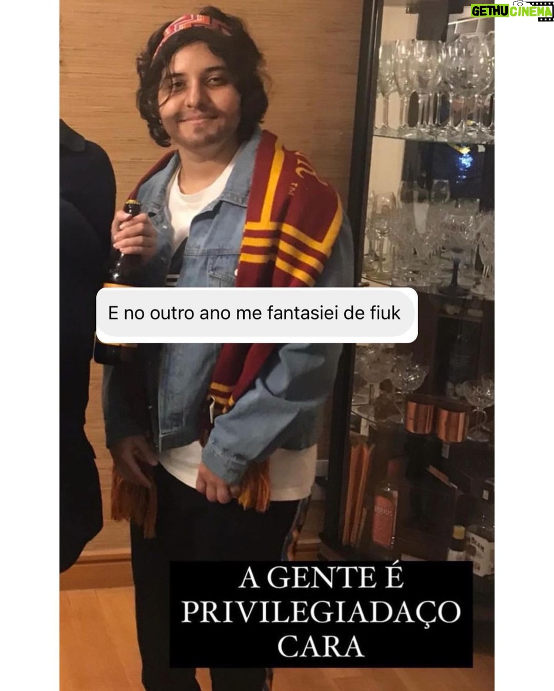 Chico Felitti Instagram - BOO 👻 As melhores, as piores & as mais esquisitas fantasias de Halloween competiram nos stories. Aqui tão as 10 mais votadas pelo público. Tem outras 40 no story destacado EC Halloween 🎃 Manicomio Del Circo De Los Horrores
