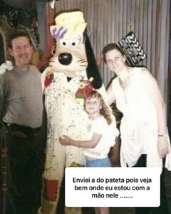 Chico Felitti Instagram - AH, A INFÂNCIA! As melhores fotos de criança competiram ontem nos stories. Essas são as dez que o público tatuou no coração, mas dá pra ver as 40 fotos no story destacado EC INFÂNCIA Cidade da Criança