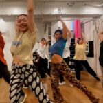 Chise Ninja Instagram - @cali class is so harrrrd BUT I really had fun so share you the vibes of her 🤍🥹まじで、ヤバい． . . . Thank you for welcoming us 💙✨🙏🏻kkk. . #class #calin #waack#waacking #run #choreo Tokyo Japan
