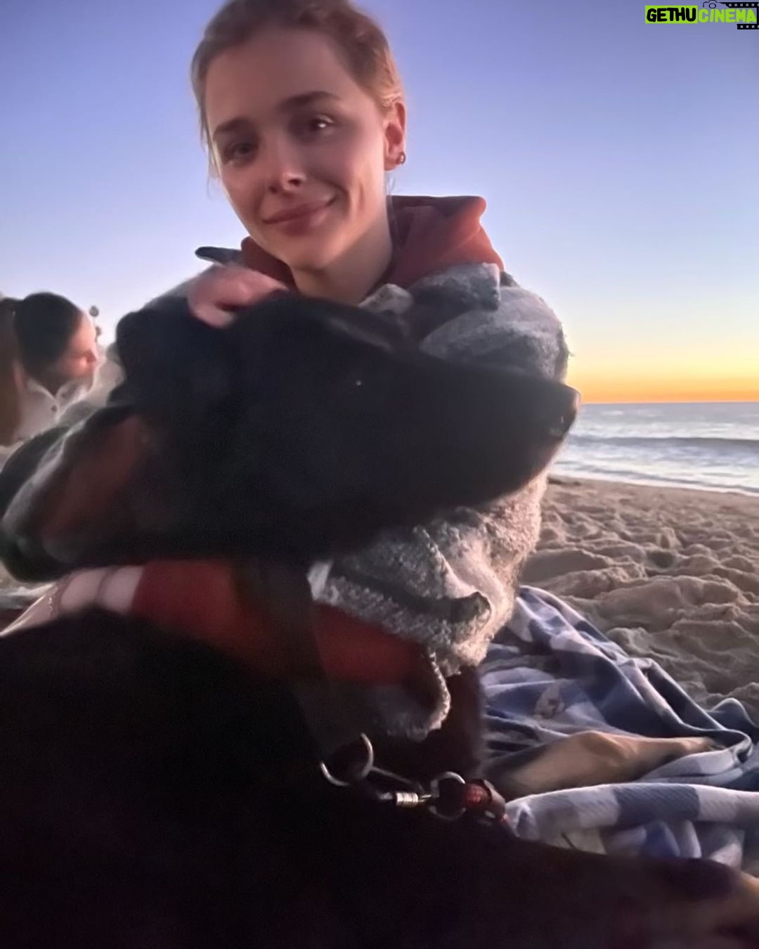 Chloë Grace Moretz - 647.6K Likes - 2022, thank you❤️ you’ve taught me so many things, and most importantly, thank you to the incredible people in my life. I love you all very much and without you, this year would’ve been a whole lot different❤️ I can’t wait to see what ‘23 holds - and 10 slides is no where near enough