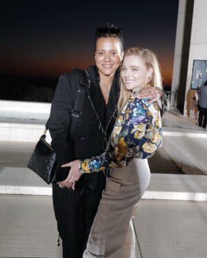 Chloë Grace Moretz Instagram - 2022, thank you❤️ you’ve taught me so many things, and most importantly, thank you to the incredible people in my life. I love you all very much and without you, this year would’ve been a whole lot different❤️ I can’t wait to see what ‘23 holds - and 10 slides is no where near enough
