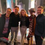Chloë Grace Moretz Instagram - New York, Whatta week. Thank you to everyone who came to Comic-Con and got to check out our panel. So excited for you all to see this show @theperipheralpv , It’s gonna blow your minds!! :) love these guys more than anything ^ (swipe to the end for a fright)