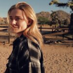 Chloë Grace Moretz Instagram - Desert 🏜 (swipe to the end for the quick draw cowboy)