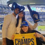 Chloë Grace Moretz Instagram - Go Rams 🐏 💙💛💙💛 thank you for the tickets @wiresonly :)