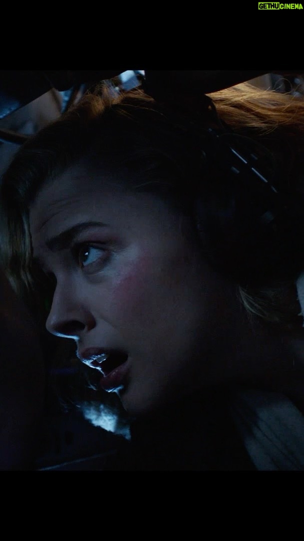 Chloë Grace Moretz Instagram - Check out the exclusive teaser trailer for my new movie #ShadowInTheCloud, premiering at home on demand January 1st. I can’t wait to ring in the New Year with you! Strap in and stay safe. ;)