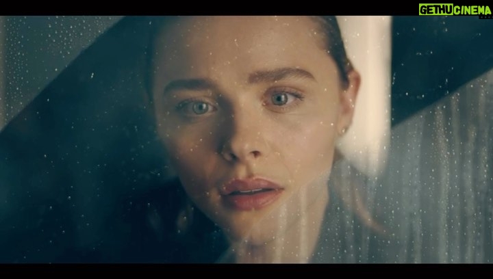 Chloë Grace Moretz Instagram - On October 21, the future holds the key to saving the past. Get a peek at the Official Trailer for #ThePeripheral that just launched at #NYCC.