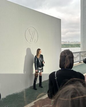 Chloë Grace Moretz Instagram - Seoul 🇰🇷 what an incredible trip, congratulations @nicolasghesquiere on a fantastic show 🤍 @louisvuitton :) thank you for having me 🤍🇰🇷