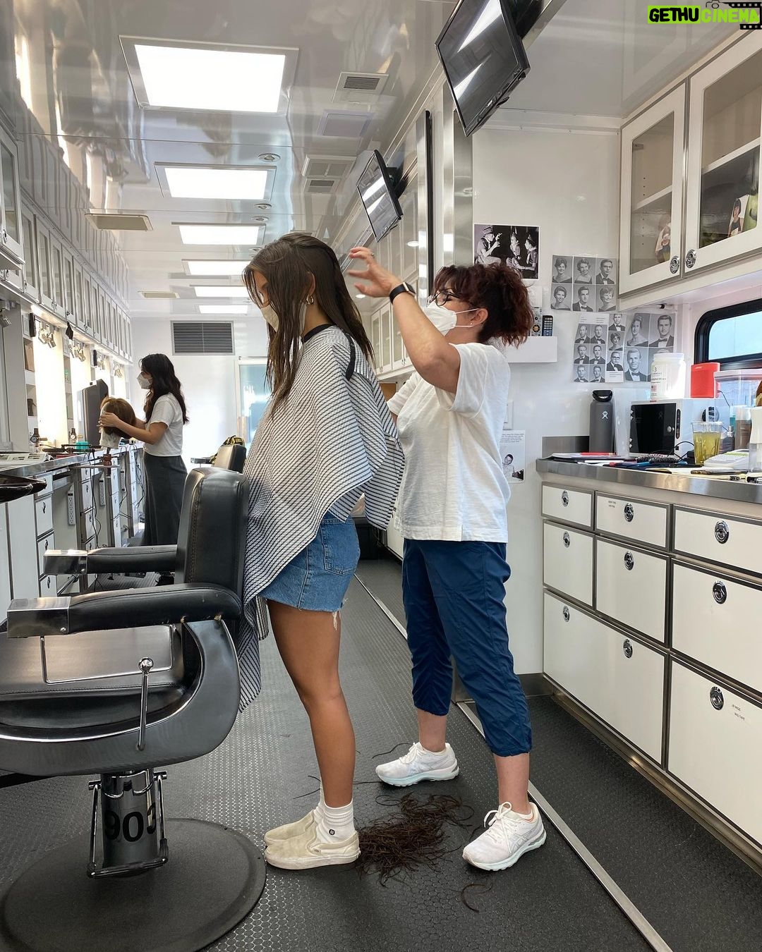 Chloe East Instagram - My hair is taking forever to grow back but IT WAS WORTH IT. @thefabelmans #thefabelmans