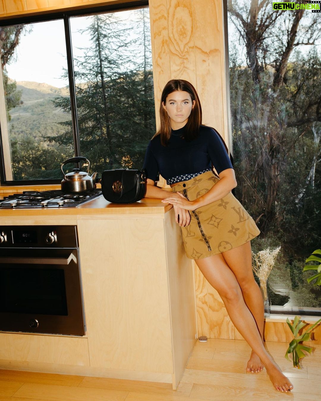 Chloe East Instagram - 🌲🌲🌲🌲🌲🌲🌲🌲