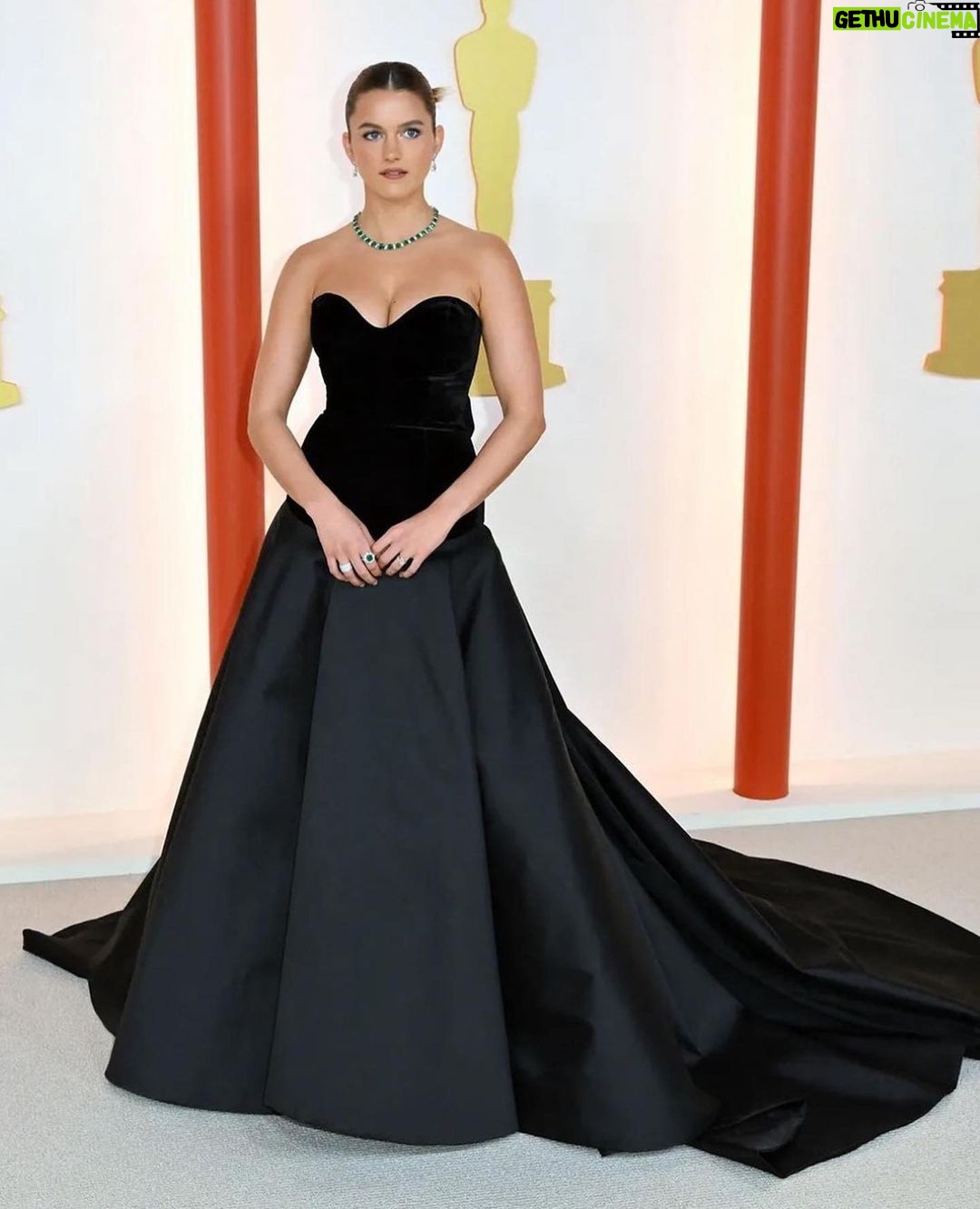 Chloe East Instagram - Here at the 95th Oscars ❤️ Wow. What an incredible experience! THANK YOU!!! I am very excited to be supporting sustainable fashion as an ambassador of @redcarpetgreendress ❤️ Thank you @moniquelhuillier for making this sustainable gown. And @mollyddickson you are the best stylist, I love you so much! And @suzyamiscameron and @iam_samata from @rcgdisglobal —I am so grateful to have you guys❤️❤️❤️ Hair @bridgetbragerhair Makeup @melissa.hernandez #rcgd #oscars2023