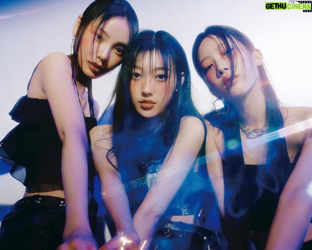 Choi Ye-rim Instagram - @singlesmagazine 🥰