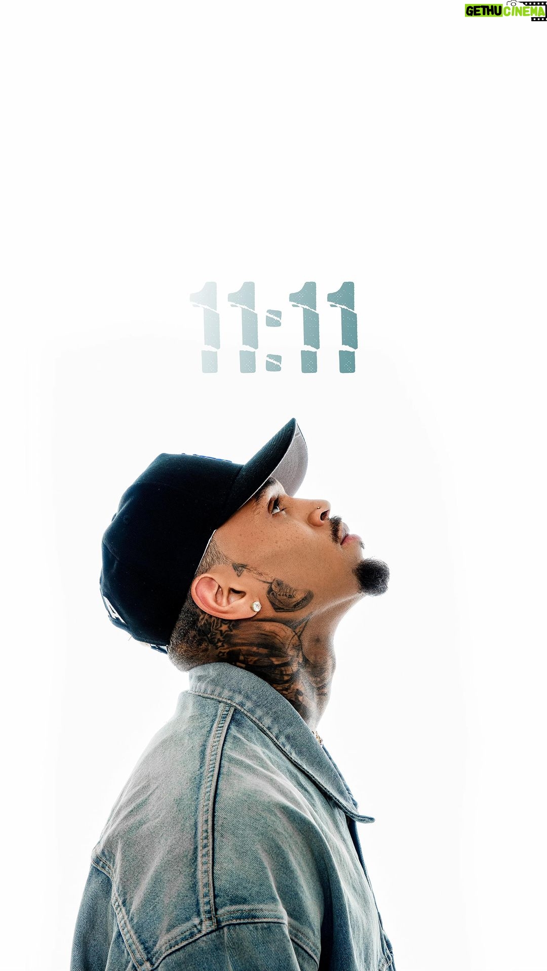 Chris Brown Instagram - 🌊🌊🌊🌊 11:11