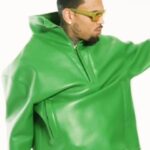 Chris Brown Instagram - YOU know i welcome all da 💨 smoke… MOMMA pray for me so I wont fold.. WALKING 10 TOES🎵 11/11