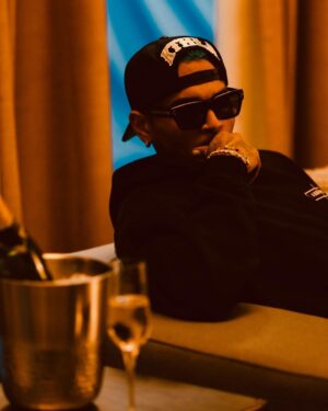 Chris Brown Instagram - 🌊