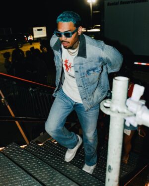 Chris Brown Instagram - SOMETHING IN THE WATER 💦❤️