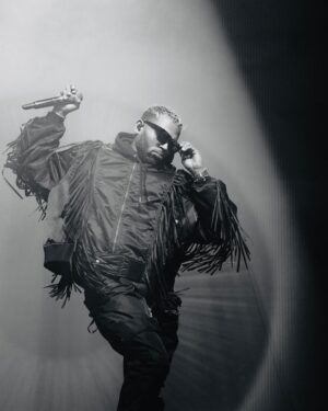 Chris Brown Instagram - FRANKFURT 🌪️🌪️🌪️🌪️🌪️!❤️. LOVE YOU ALL ❤️