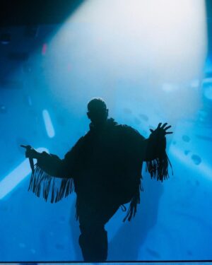 Chris Brown Instagram - FRANKFURT 🌪️🌪️🌪️🌪️🌪️!❤️. LOVE YOU ALL ❤️